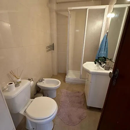 Bright Spacious 1 Bedroom Lissabon