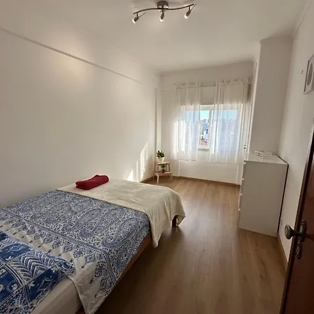 Bright Spacious 1 Bedroom Appartamento *